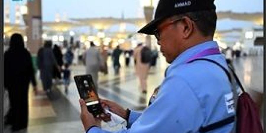 التحول الرقمي في موسم الحج.. منصات وتطبيقات ذكية تُسهل رحلة ضيوف الرحمن في المدينة المنورة