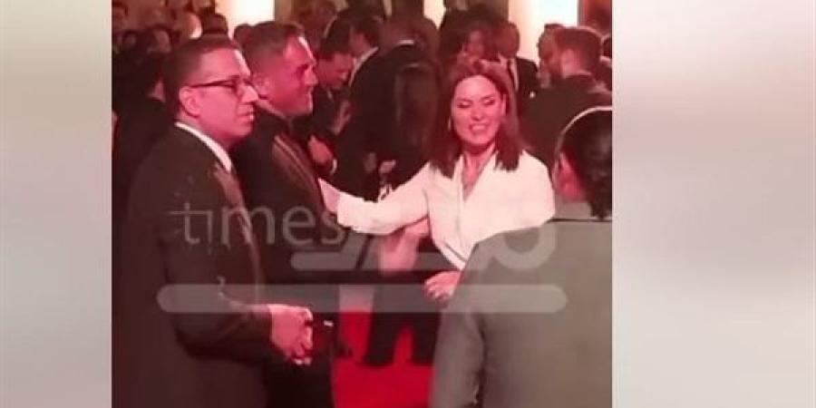 تألق أمير كرارة في حضور العرض الخاص لفيلم مشروع x (فيديو)