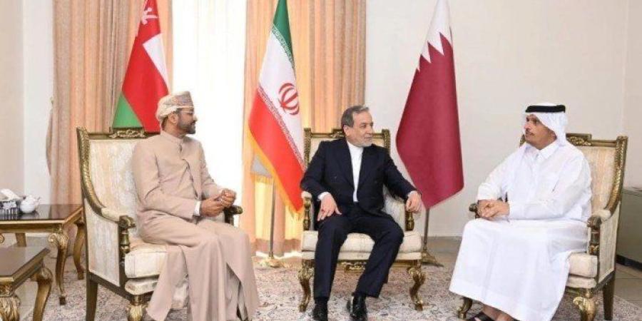 رئيس الوزراء القطري يبحث مستجدات الأوضاع الإقليمية مع وزيري خارجية عمان وإيران