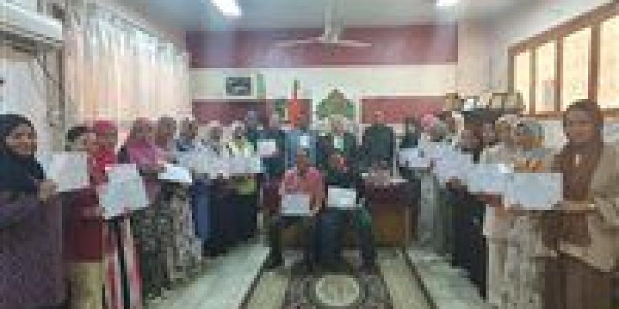 وكيل تعليم الأقصر: تكريم التعليم الفني لجهودهم بفعاليات وحدة التيسير والانتقال إلى سوق العمل